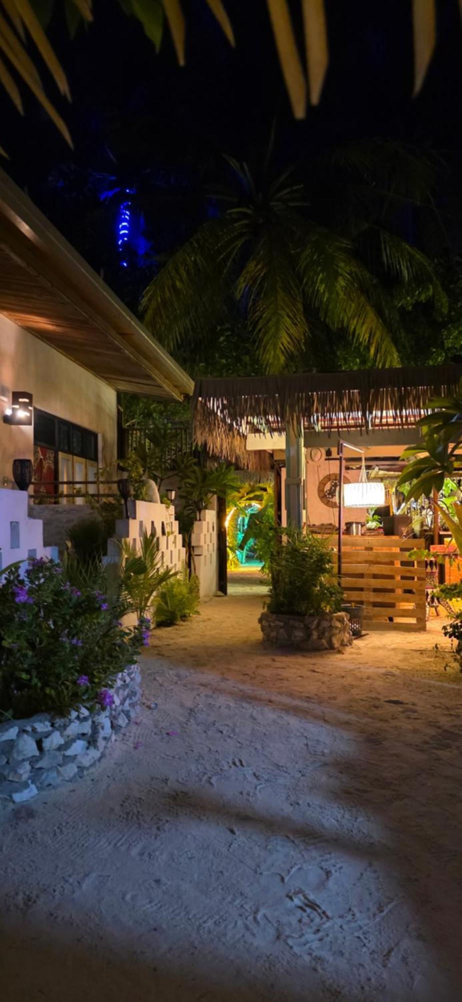 Chambao Maldives Hotel Guraidhoo  Bagian luar foto
